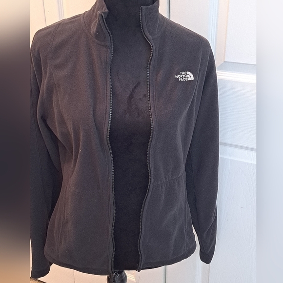 The North Face Women's Fleece Zip Up Jacket. Size M - Picture 2 of 8